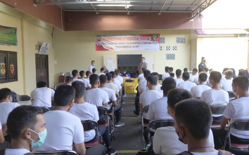 Casis Saat Mengikuti Test