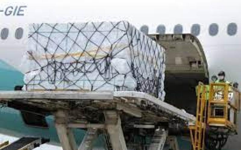 Tiba di Tanah Air, Sebanyak 1,2 Juta Vaksin Pfizer Langsung Didistribusikan ke Lima Provinsi