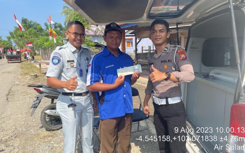 Guna Memudahkan Masayarakat Untuk Wajib Pajak, Polsres BS Bersama Instansi Terkait Gelar Samsat Keliling 