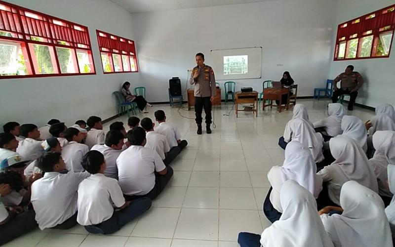 Kapolsek Sosialisasi Cegah Bullying di SMPN 58 Bengkulu Utara