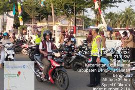Sat Lantas Polres BS dan Polsek Kota Manna Lakukan Pengamanan dan Pengatran Lalin Upacara HUT Pramuka ke 62
