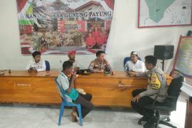 Kapolsek Ketahun Cooling System Dalam Rangka Situasi Kamtibmas Di Desa Gunung Payung