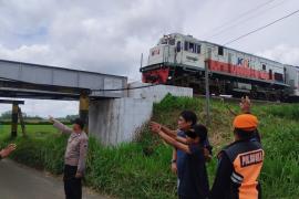 Pencurian Baut Rel Ancam Nyawa Ribuan Penumpang, KAI Daop 7 Madiun Tegaskan Ini Kejahatan Serius