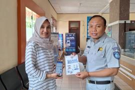 Penanggung Jawab Jasa Raharja Kaur Sosialisasikan Aplikasi SIGNAL di Samsat Kaur, Dorong Transformasi Digital Layanan Pajak Kendaraan