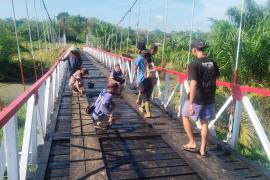 Pembangunan Jembatan Perintis Garuda Desa Sukarami Selesai