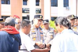 Kapolres Kaur Pimpin Langsung Pengamanan Aksi Damai GMMSB di Pengadilan Negeri Bintuhan