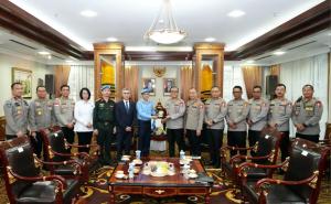 Polri Perkuat Komitmen Keselamatan Penjaga Perdamaian Dunia, Tegaskan Kerja Sama Berkelanjutan dengan PBB