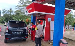 Polres Rejang Lebong Monitoring SPBU Pascakenaikan BBM Non Subsidi