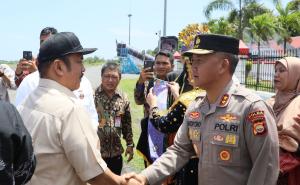 Kapolda Bengkulu Hadiri Penjemputan Menteri Bappenas RI di Bandara Fatmawati Soekarno Putri