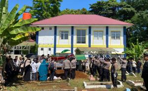 Polresta Bengkulu Laksanakan Upacara Pemakaman AIPTU Alm Puput Joko Pitoyo