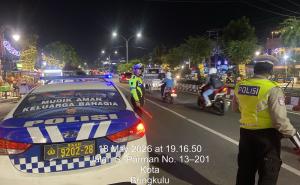 Satlantas Polresta Bengkulu Gelar Patroli Blue Light di Kawasan Blungguk Point