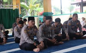  Polres Kepahiang Tingkatkan Keimanan dan Karakter Personel
