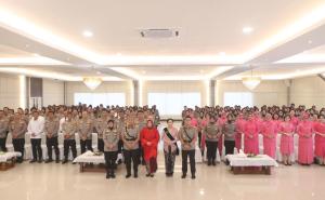 Sertijab Ibu Asuh Polwan Polda Bengkulu Berlangsung Khidmat
