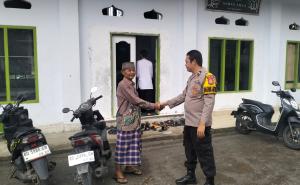 Personel Polsek Kabawetan Laksanakan Pengamanan Sholat Jumat, Jamaah Beribadah Aman dan Nyaman