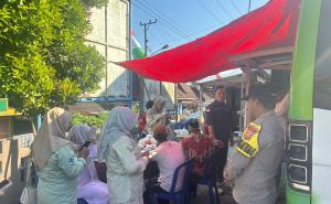 Bhabinkamtibmas Polres Lebong Intensifkan Patroli dan Sambang Warga Demi Jaga Kamtibmas