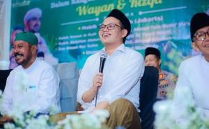 Tokoh Muda Santri sekaligus Pengasuh Pondok Pesantren LP3IA Al-Quran Narukan, KH. Zaimul Umam, Ns.,