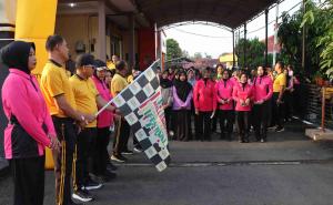 Jalan Sehat Hari Bhayangkara Ke-80 