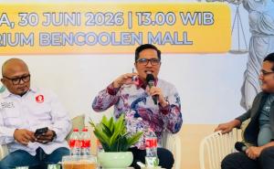 Mantan Juru Bicara Komisi Pemberantasan Korupsi (KPK), Febri Diansyah, S.H.,  menjadi narasumber utama dalam Diskusi Publik dan Interactive Talkshow Edukasi Hukum 2026 