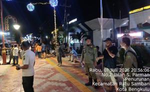 Polsek Ratu Samban Monitoring Penertiban Pedagang Zona Merah di Belungguk Point