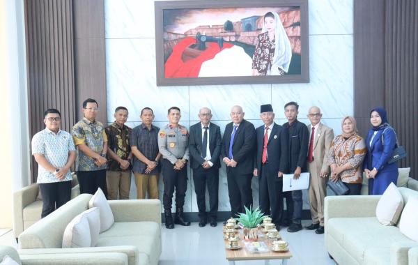 Kapolda Bengkulu Terima Audiensi Pengurus DPC PERADI Provinsi Bengkulu, Bangun Sinergitas Penegakan Hukum
