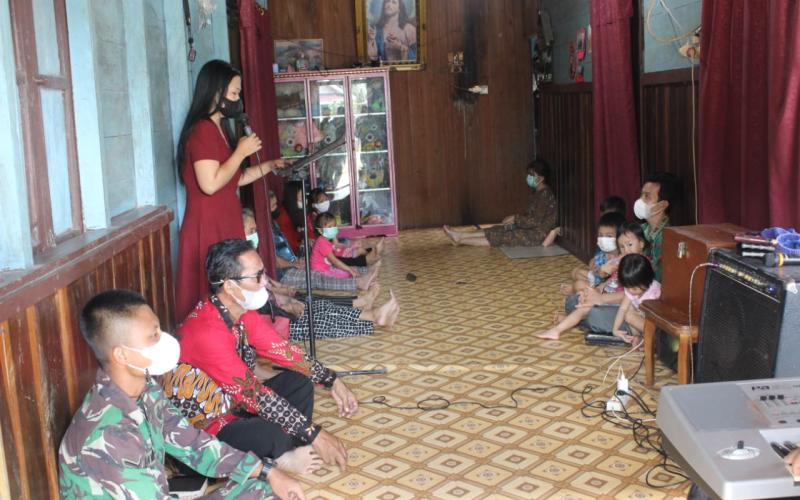 Satgas TMMD Pantau Prokes Ibadah Minggu di Desa Kampuri