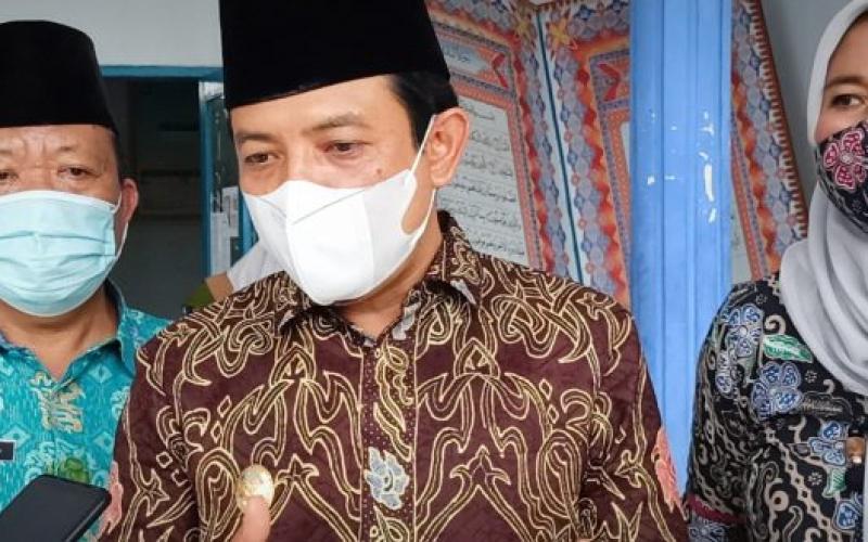 Meski Covid-19 Melandai, Masyarakat tetap Dihimbau untuk Vaksin