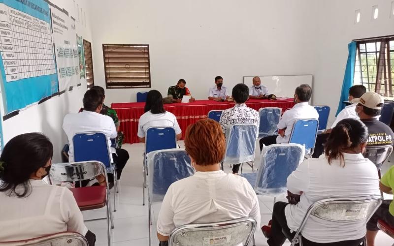 Danramil 1016-03 Sepang Hadiri Rapat Koordinasi Percepatan Vaksinasi Kecamatan Sepang 