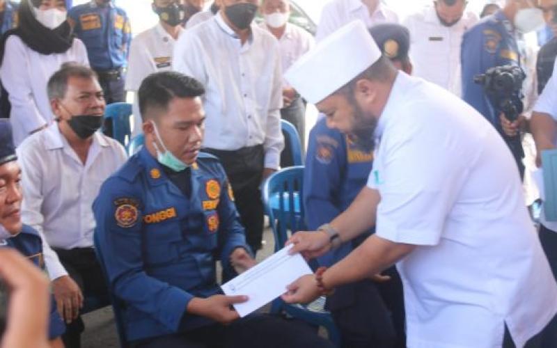 Kecelakaan Saat Bertugas, 4 Petugas Damkar dapat Apresiasi dan Santunan dari Walikota