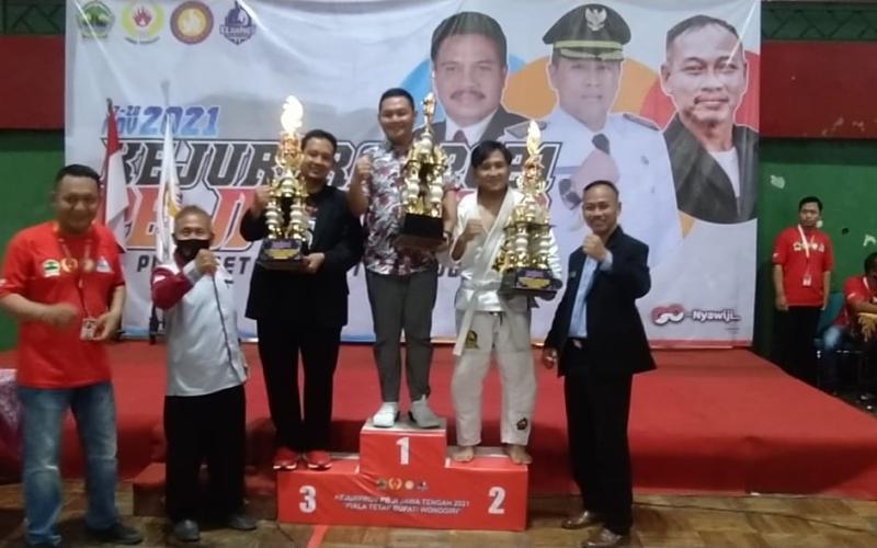 Atlet Ju-Jitsu Binaan Polres Kendal Sabet Dua Belas Medali Pada Kejurprov Ju-Jitsu Jateng 2021 Di Wonogiri