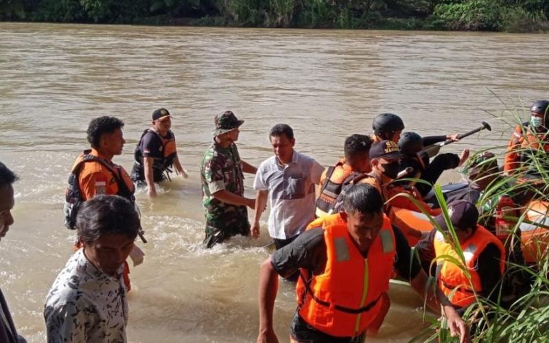 Terseret Arus Sungai, Warga Penarik Tewas Saat Menjala