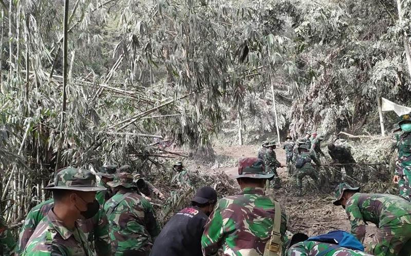 Gunung Semeru Erupsi, PPPA Daarul Qur'an Terjunkan Tim Siaga Bencana