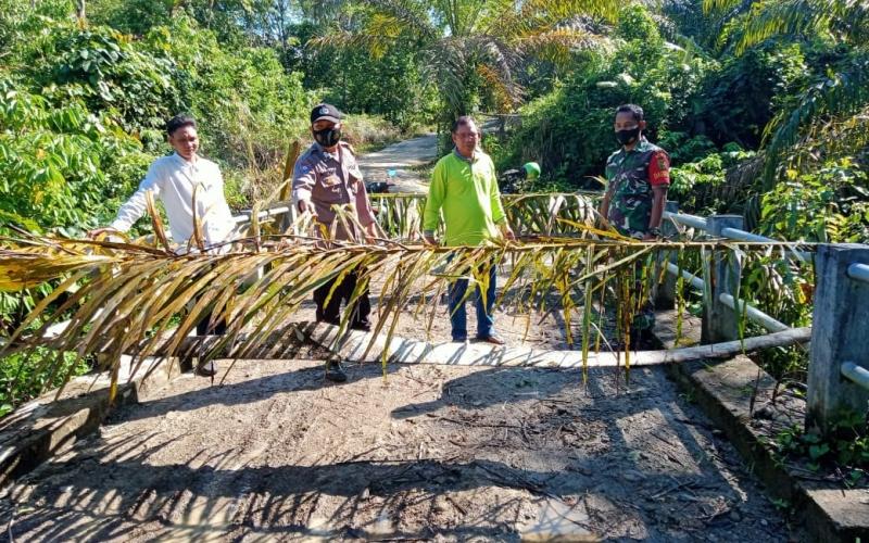Dimediasi Pilar Desa, Aksi Pagar Jalan Selesai
