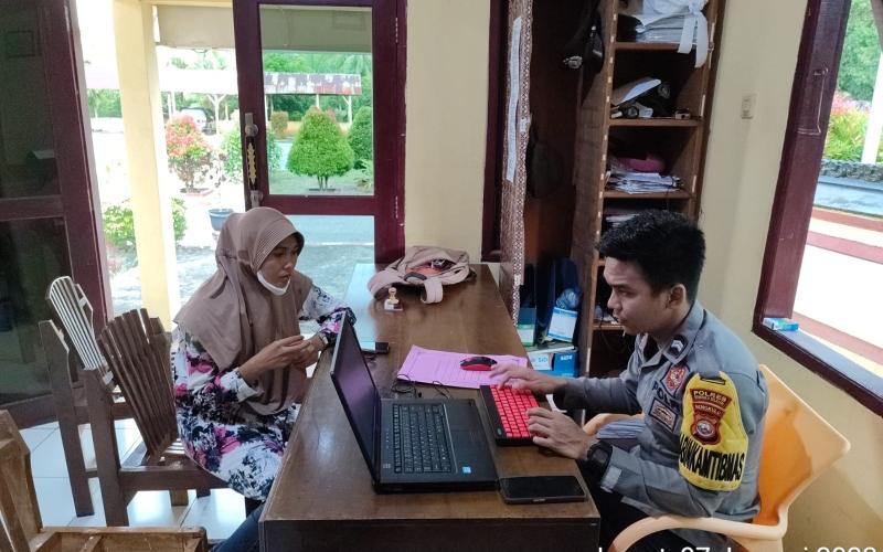Ditarik dan Dipukul, Wanita Ini Dijambret di Jalan Raya Padang Panjang