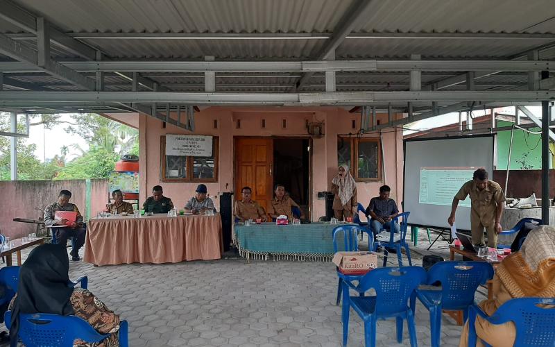 Bhabinkamtibmas Hadir Dalam Rembuk Penanganan Stunting Desa Sukaraja Kecamatan Seginim 