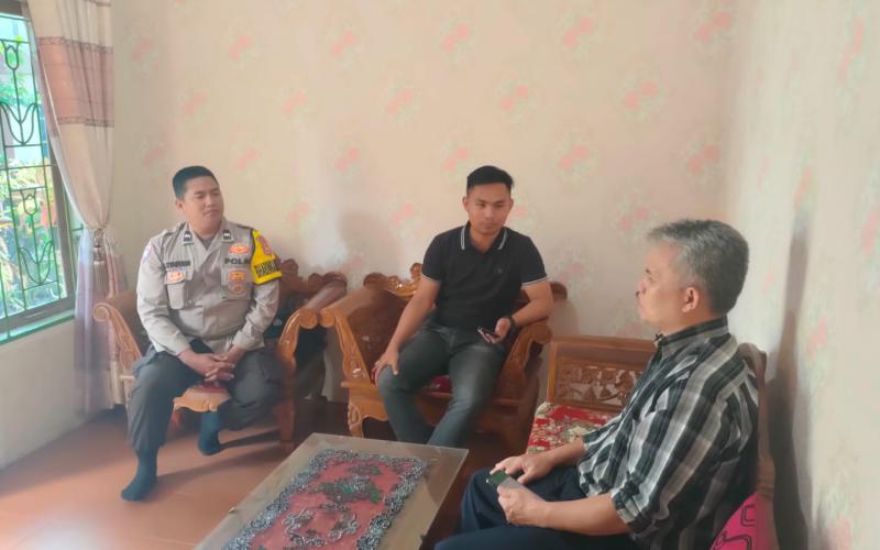 Bhabinkamtibmas Polsek Curup Sambang dan Tatap Muka Bersama Warga Binaannya Perkenalkan Polisi RW