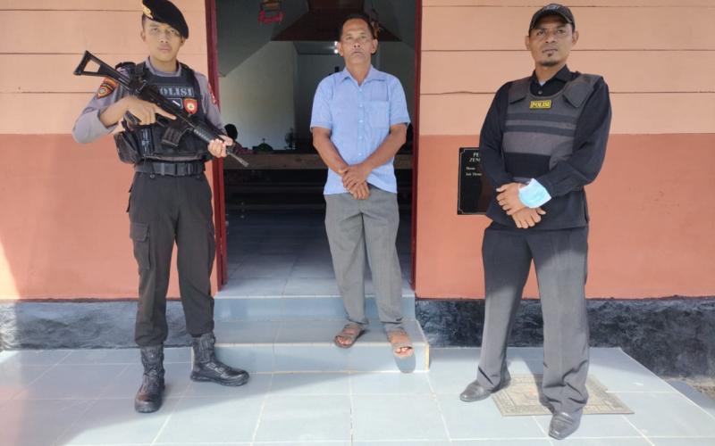 Polsek Enggano Laksanakan Pengamanan Ibadah Minggu di Gereja