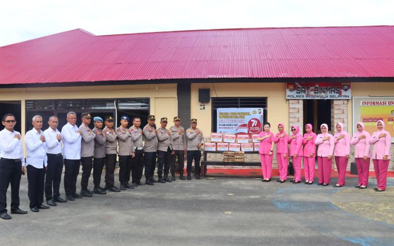 Peringati HUT ke-77 Bhayangkara, Kapolres BS Beserta Anggota, Anjangsana ke Rumah Purnawirawan