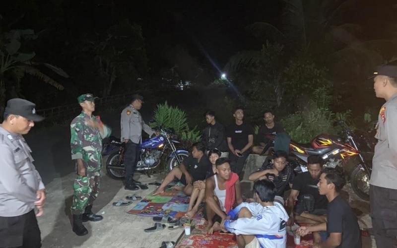 Polsek Giri Mulya Lakukan Patroli Sinergitas TNI - Polri Antisipasi Gangguan Kamtibmas