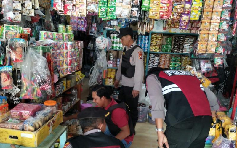 Polsek Enggano Laksanakan Giat Imbangan Ops Antik Nala 2023, Sambangi Warung-Warung