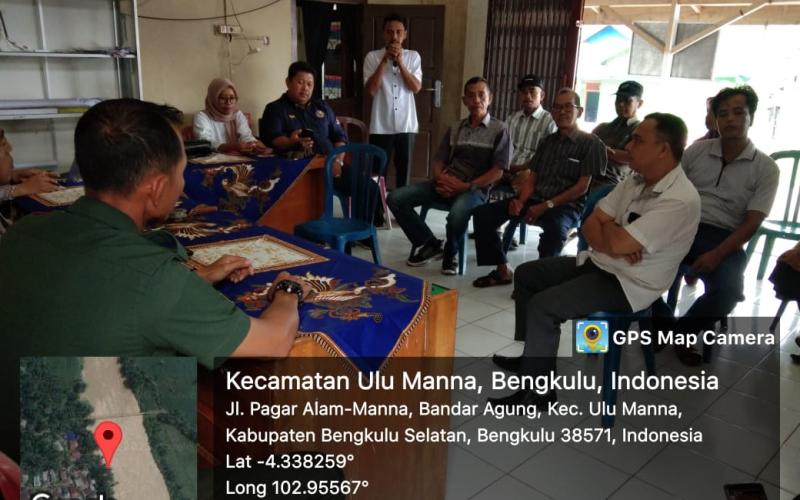 Bhabinkamtibmas Hadiri Musyawarah Desa Terkait Verifikasi dan Validasi Penerima Bansos