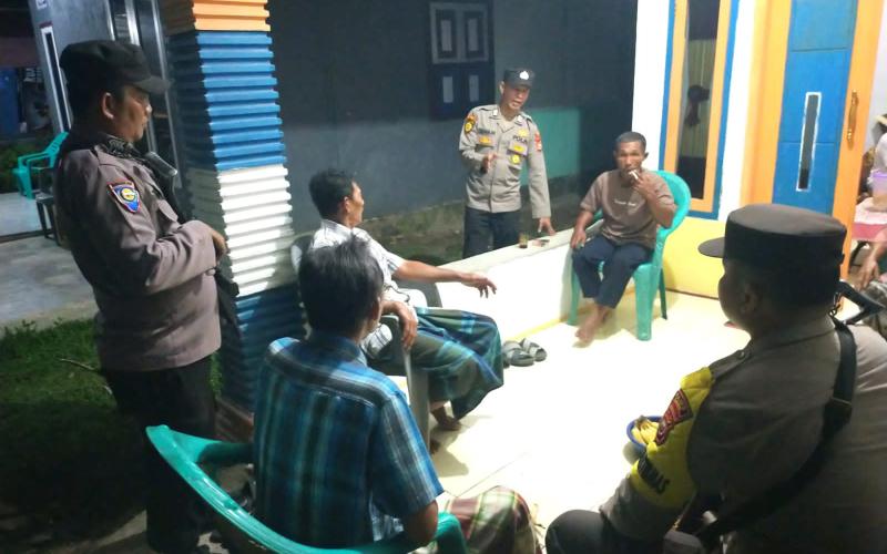Kapolsek Kaur Tengah Bersama Personel Gelar Patroli Dialogis 