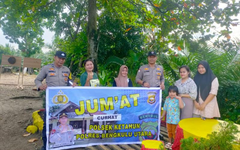 Polsek Ketahun Gelar Jumat Curhat di Desa Giri Kencana