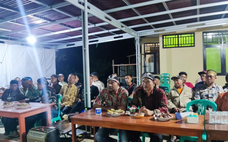 Dukung Pelestarian Seni Budaya Tradisional, Kapolsek Padang Jaya Ajak Masyarakat Nobar Pagelaran Wayang Kulit