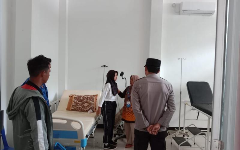 Polsek Padang Jaya Peduli, Antar Anggota Paskibraka Pingsan Saat Latihan ke Puskesmas