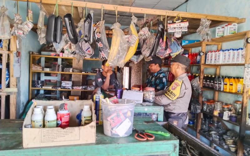 Sambang Bengkel, Bhabinkamtibmas Aipda Andi Marwanto Sampaikan Pesan Kamtibmas