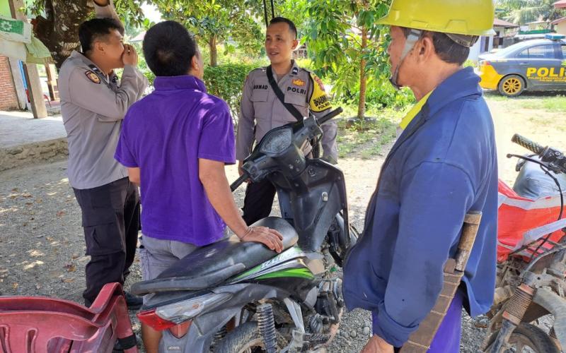 Patroli dan Sambang Dialogis, Bhabinkatibmas Polsek Seginim Cegah Terjadinya Tindak Pidana dan Kenakalan Remaja