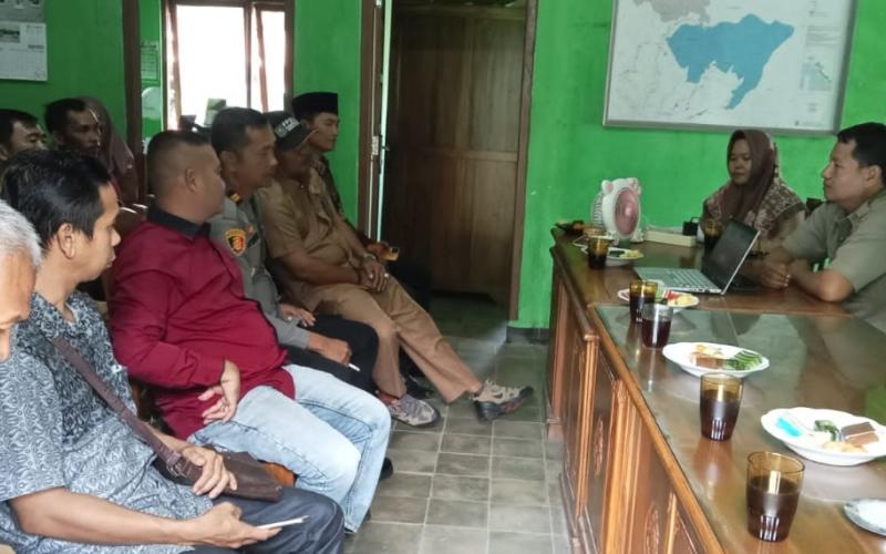 Bhabinkamtibmas Seginim Hadiri Rapat Rencana Pemanfaatan dan Pengelolaan Objek Wisata 