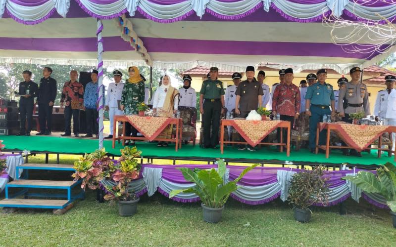 Kapolsek Maje Ikuti Upacara HUT Kecamatan Maje  