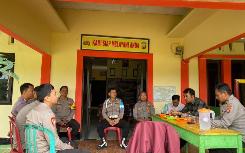 Anev Mingguan, PLH Kapolsek Muara Sahung Ingtakan Personel Tetap Solid