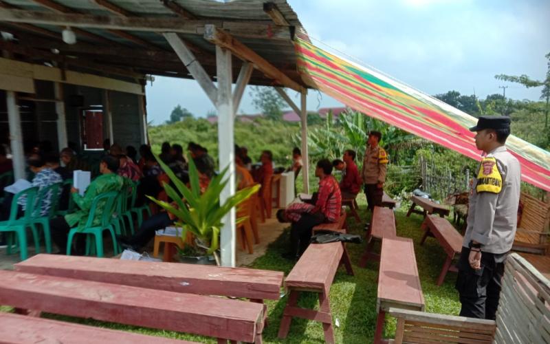 Polsek Kaur Selatan Monitoring Kegiatan Ibadah Mingguan di Pospel HKBP Pondok Pusaka